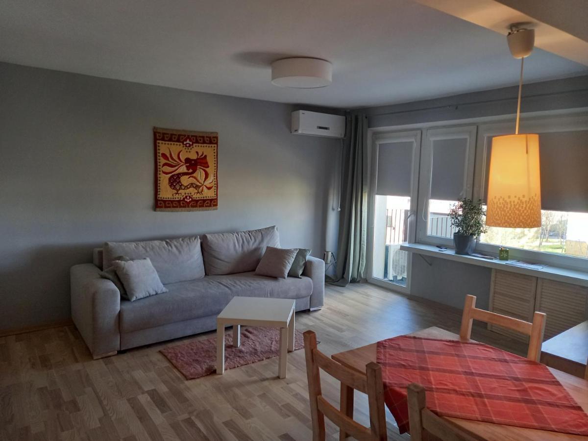 Apartament Promenada Czestochowa Bagian luar foto