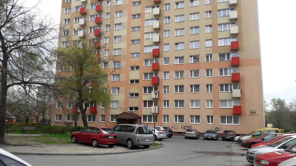 Apartament Promenada Czestochowa Bagian luar foto